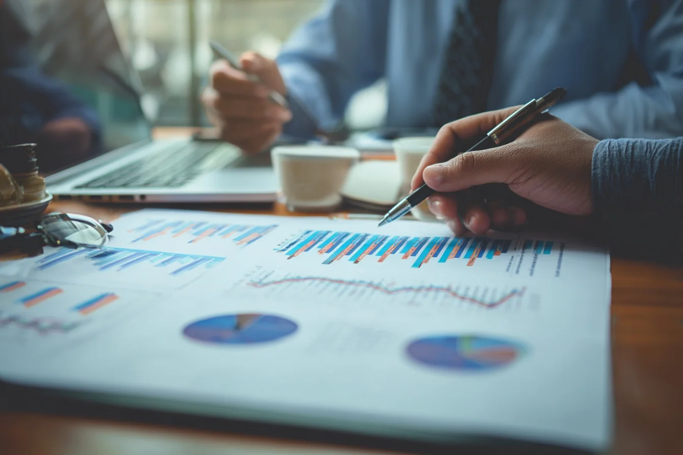 Correlation Coefficient Calculator - Find r Value Online Professional Correlation Coefficient Calculator interface for measuring linear relationships with Pearson r calculations and comprehensive statistical analysis.